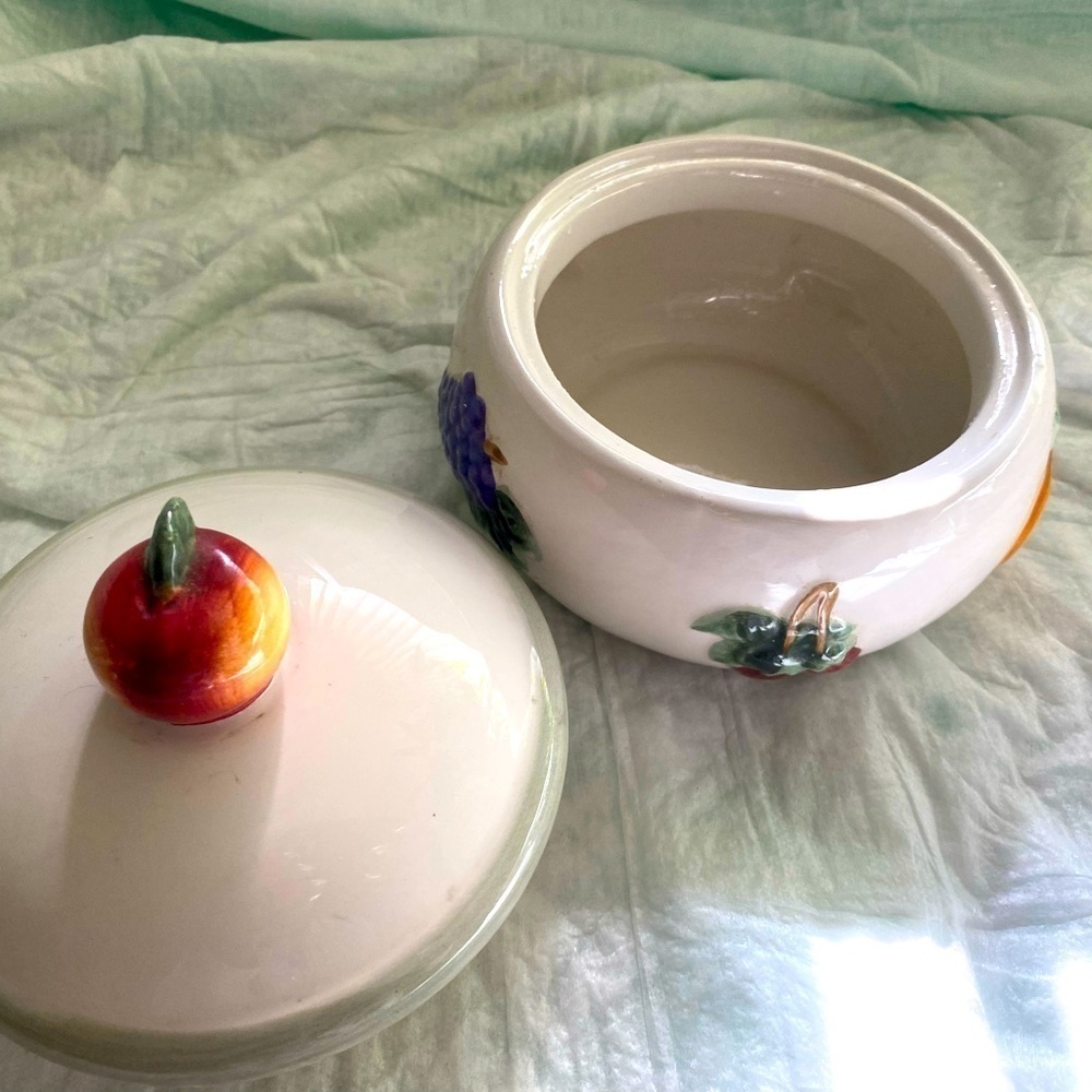 Farmhouse Vintage Style Fruits Ceramic
 Dish gently used. - Picture 4 of 4
